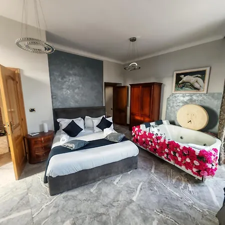 View Colosseo From Jacuzzi * Rome