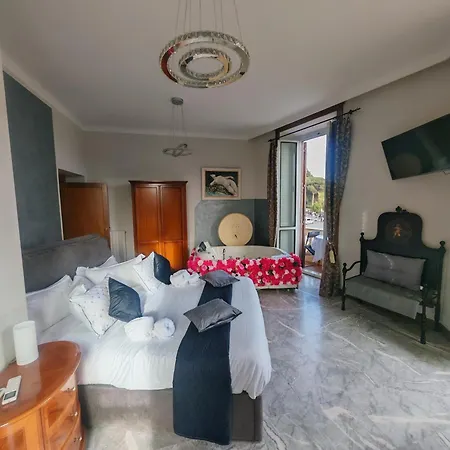 View Colosseo From Jacuzzi