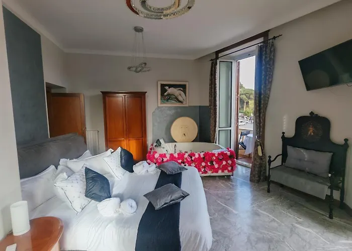 View Colosseo From Jacuzzi