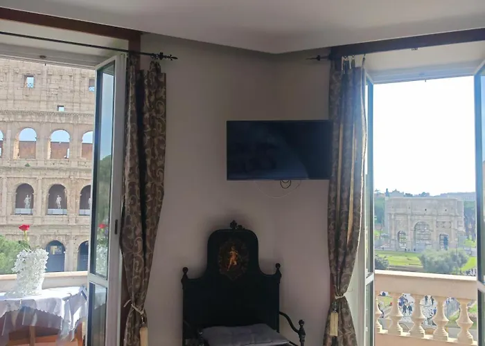 View Colosseo From Jacuzzi